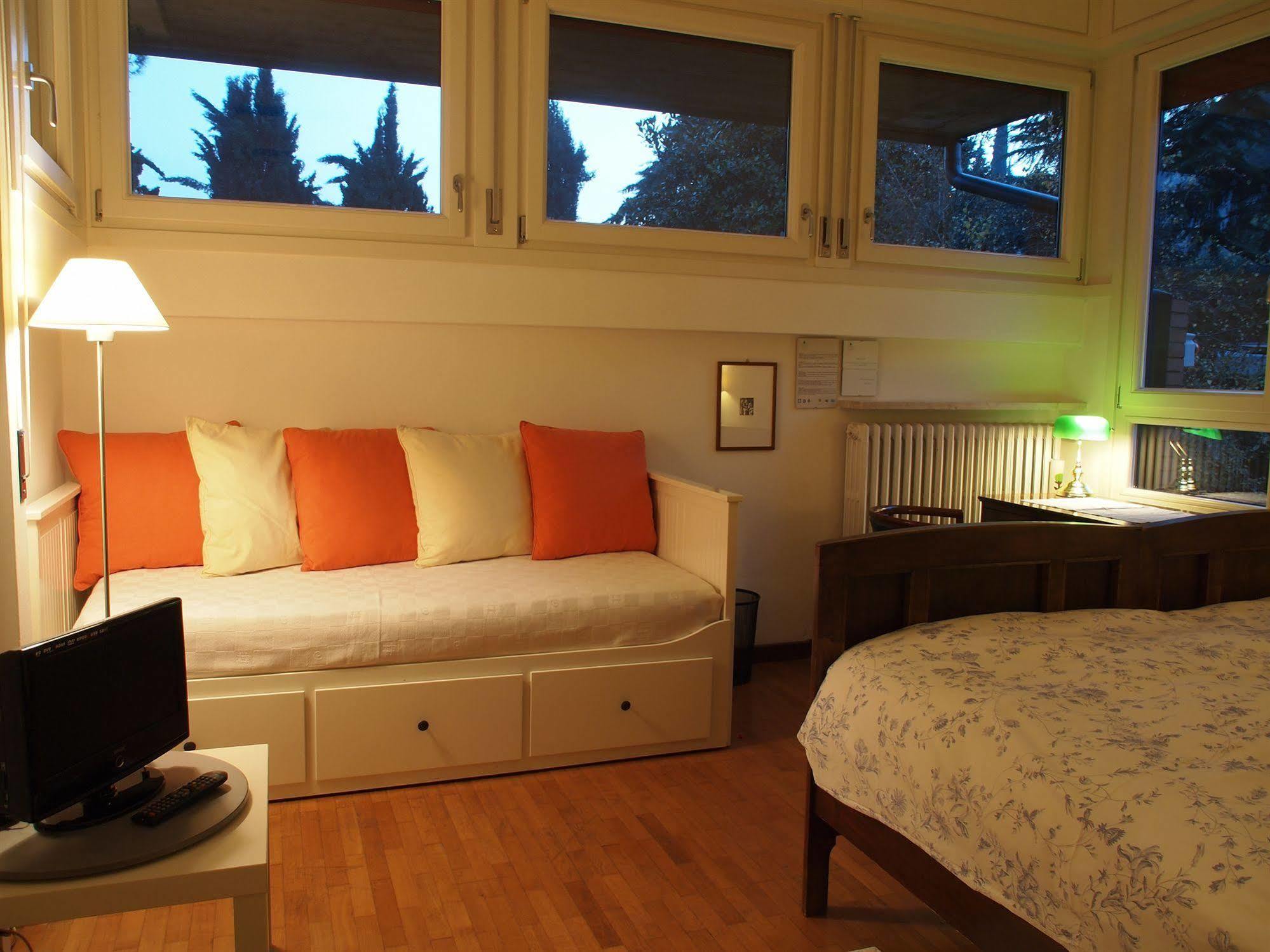 Abete Bed & Breakfast เวโรนา ภายนอก รูปภาพ